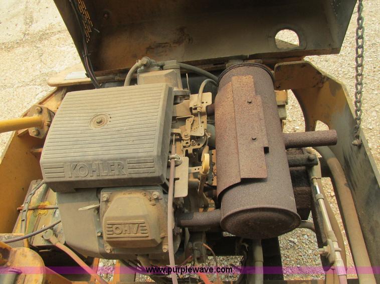 image for item BS9142 2004 Mauldin 1450 vibratory double drum roller