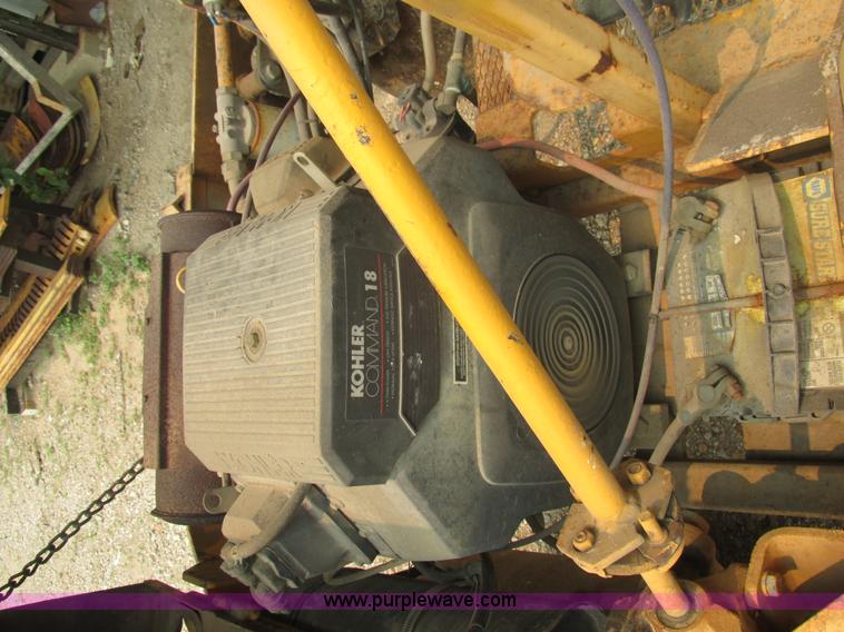 image for item BS9142 2004 Mauldin 1450 vibratory double drum roller