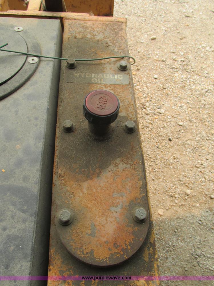 image for item BS9142 2004 Mauldin 1450 vibratory double drum roller