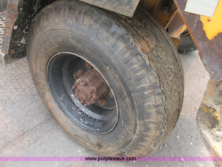 image for item BS9143 Arrow HJ1250K pavement breaker