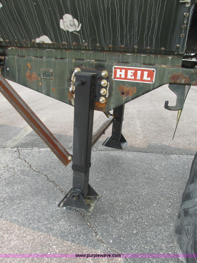 image for item BS9144 1967 Heil tank trailer