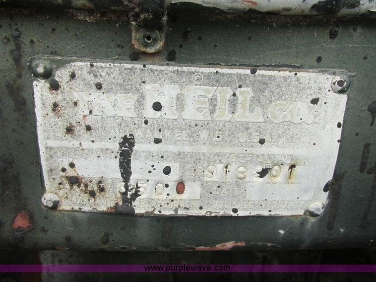 image for item BS9144 1967 Heil tank trailer