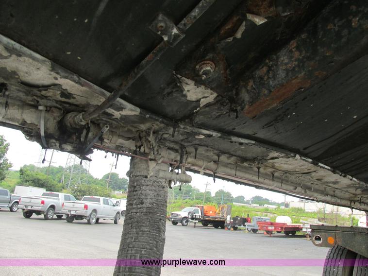 image for item BS9144 1967 Heil tank trailer