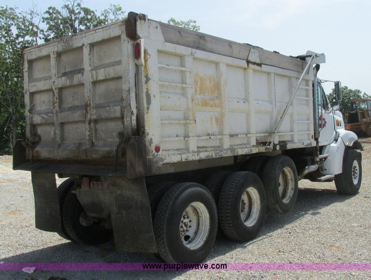 image for item BS9146 1999 Sterling L9511 dump truck