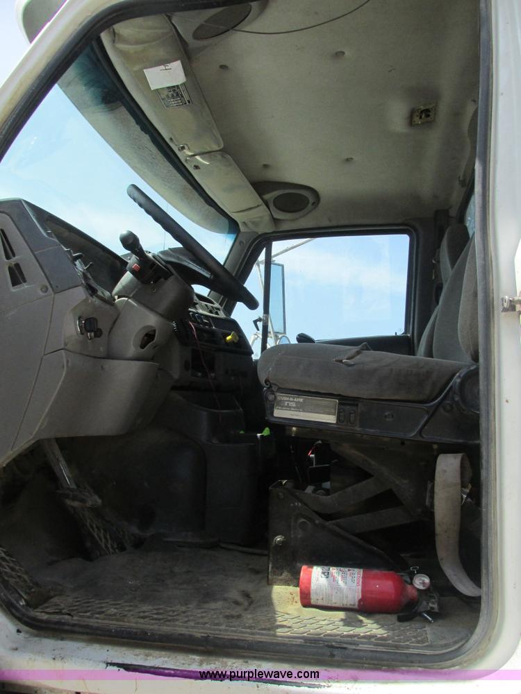 image for item BS9146 1999 Sterling L9511 dump truck