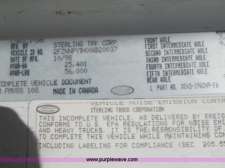 image for item BS9146 1999 Sterling L9511 dump truck