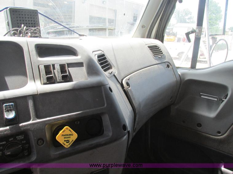 image for item BS9146 1999 Sterling L9511 dump truck