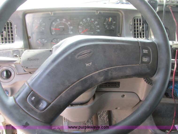 image for item BS9146 1999 Sterling L9511 dump truck