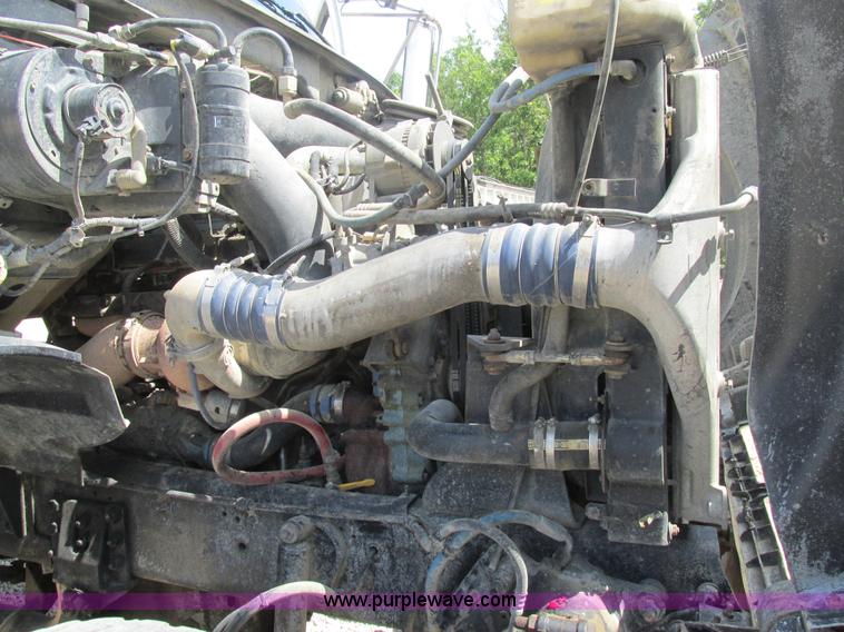 image for item BS9146 1999 Sterling L9511 dump truck