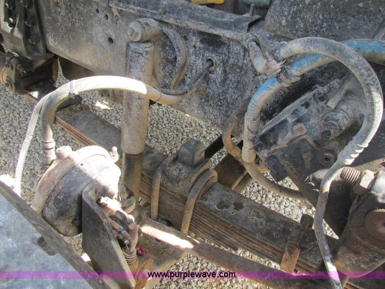 image for item BS9146 1999 Sterling L9511 dump truck