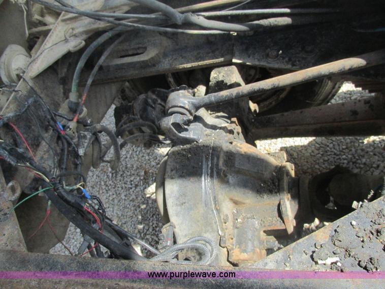 image for item BS9146 1999 Sterling L9511 dump truck