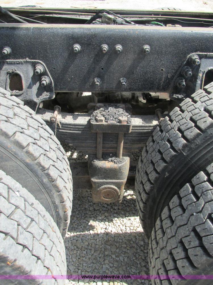 image for item BS9146 1999 Sterling L9511 dump truck