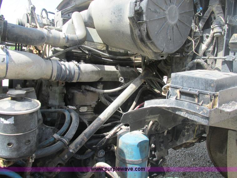 image for item BS9146 1999 Sterling L9511 dump truck