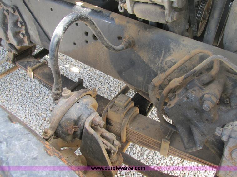 image for item BS9147 1994 Ford L9000 dump truck