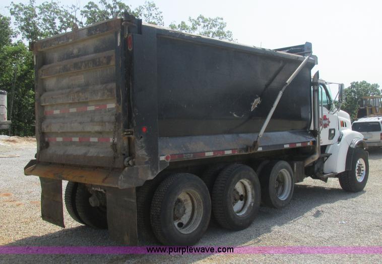 image for item BS9148 1999 Sterling L9511 dump truck