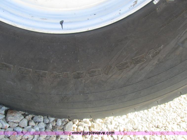 image for item BS9148 1999 Sterling L9511 dump truck