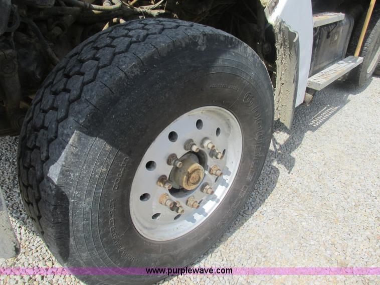 image for item BS9148 1999 Sterling L9511 dump truck