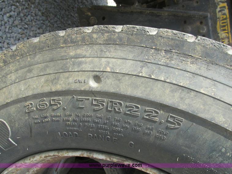 image for item BS9148 1999 Sterling L9511 dump truck