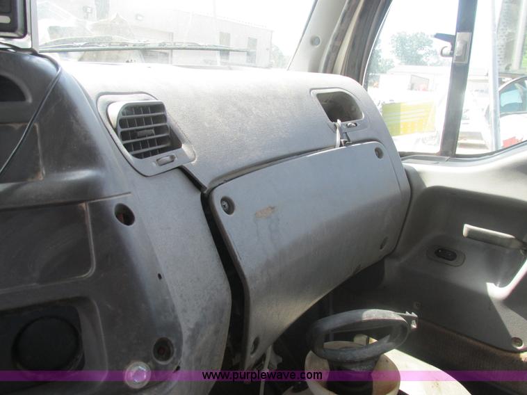 image for item BS9148 1999 Sterling L9511 dump truck