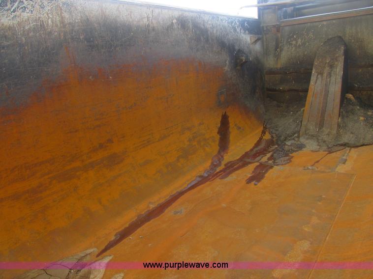 image for item BS9148 1999 Sterling L9511 dump truck