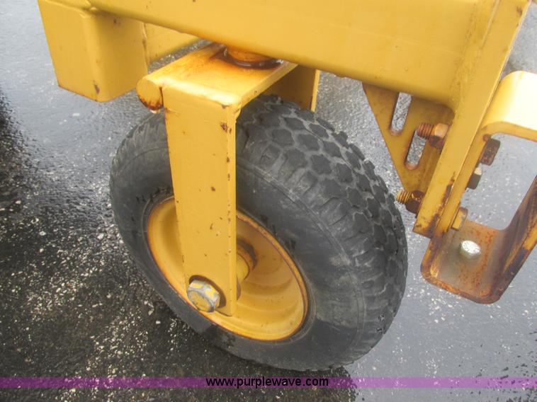 image for item BS9160 Vermeer SC252 stump grinder