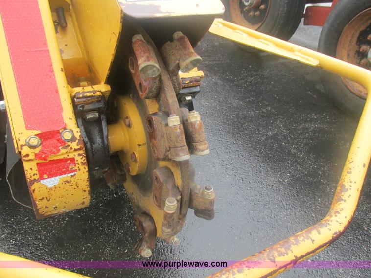 image for item BS9160 Vermeer SC252 stump grinder