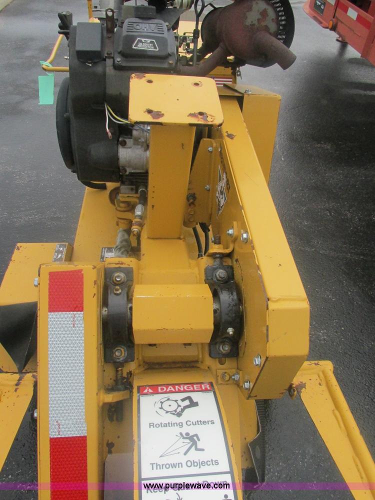 image for item BS9160 Vermeer SC252 stump grinder
