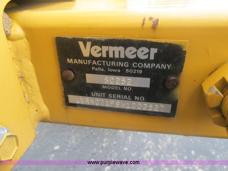 image for item BS9160 Vermeer SC252 stump grinder