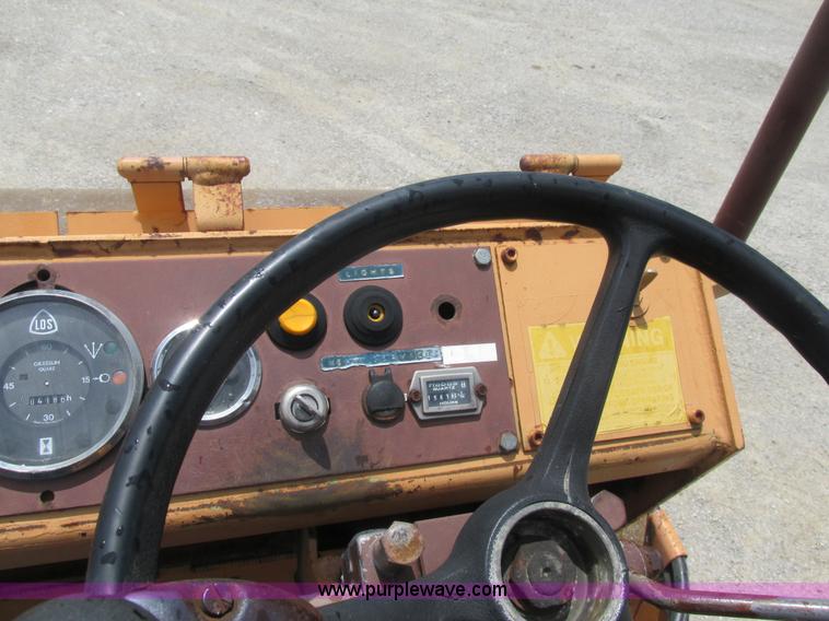 image for item BS9168 Case 602D smooth drum roller