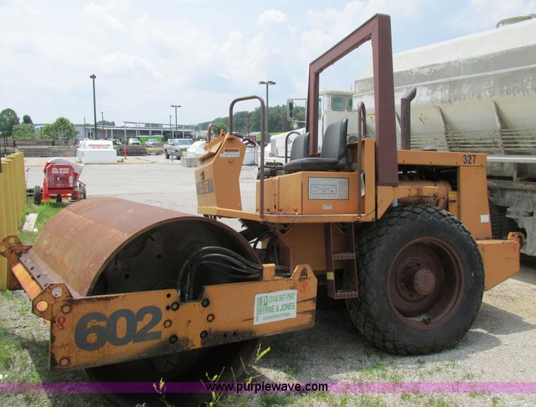 image for item BS9169 Case 602D smooth drum roller