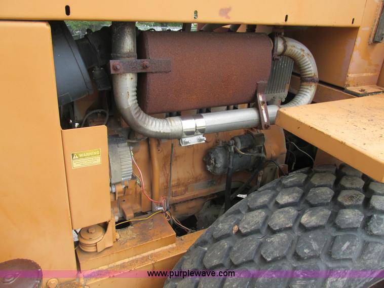 image for item BS9169 Case 602D smooth drum roller