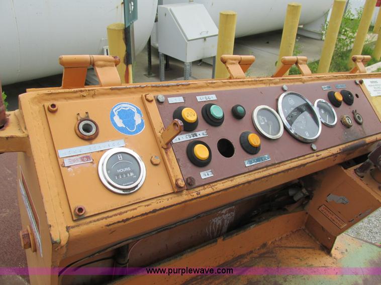 image for item BS9169 Case 602D smooth drum roller