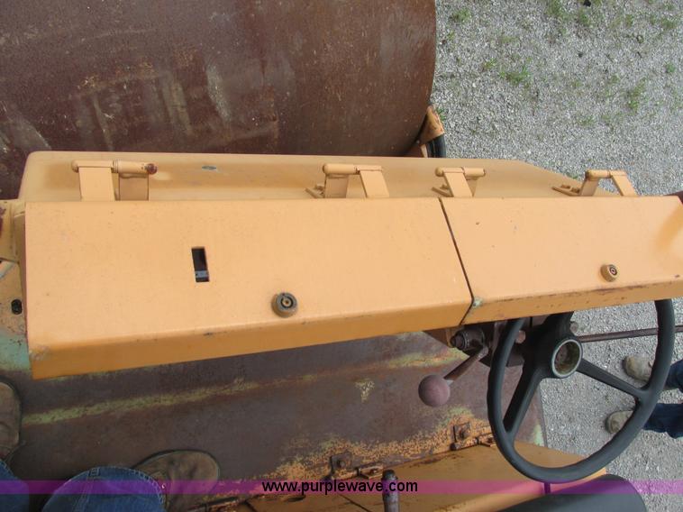 image for item BS9169 Case 602D smooth drum roller