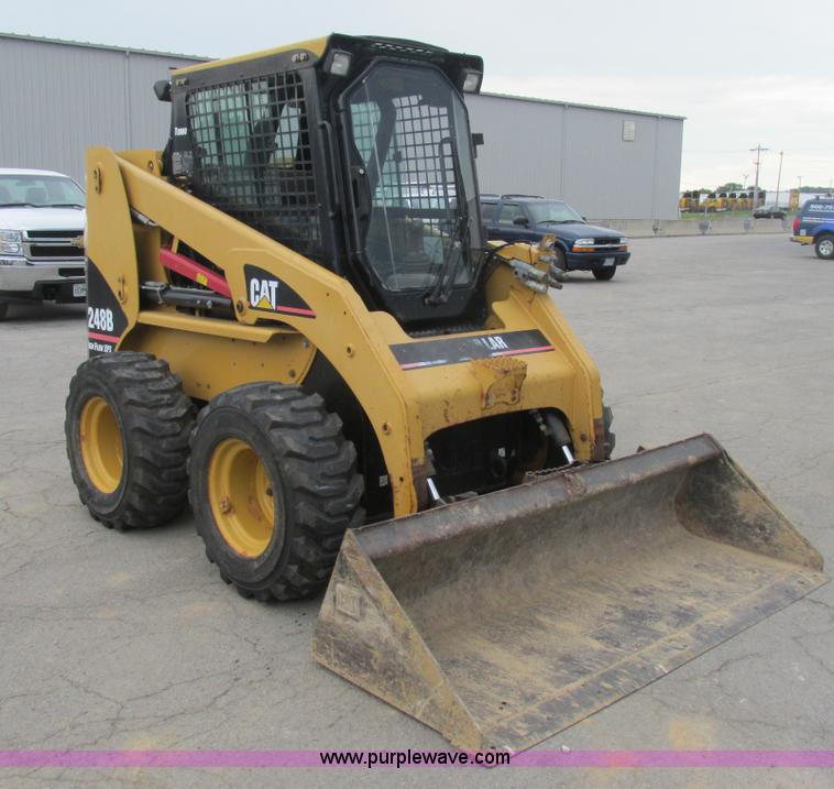 image for item BS9183 2005 Caterpillar 248B skid steer