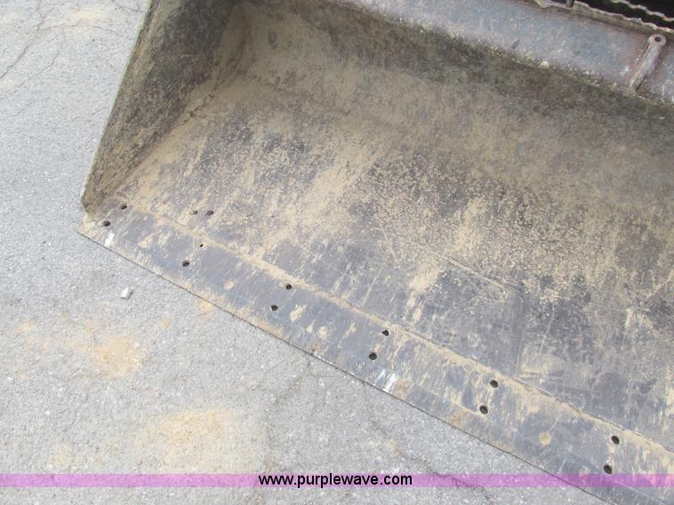 image for item BS9183 2005 Caterpillar 248B skid steer