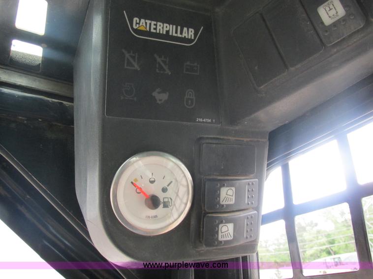 image for item BS9183 2005 Caterpillar 248B skid steer