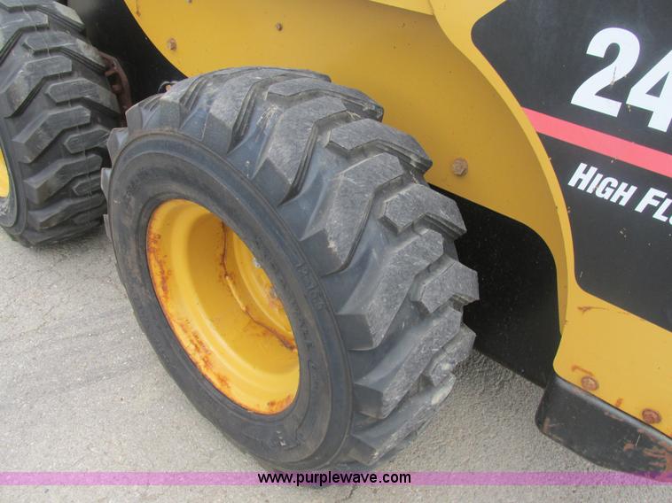 image for item BS9183 2005 Caterpillar 248B skid steer