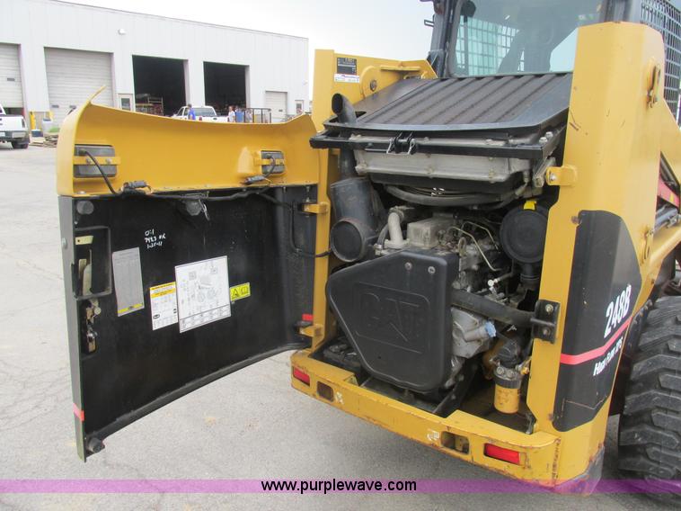image for item BS9183 2005 Caterpillar 248B skid steer