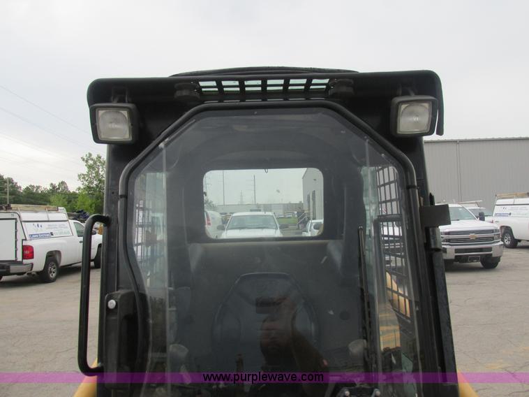 image for item BS9183 2005 Caterpillar 248B skid steer