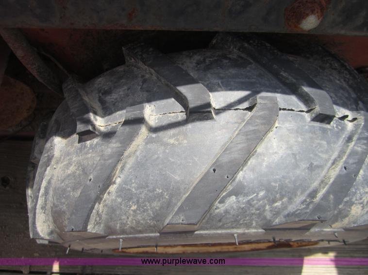 image for item D2500 2001 Ditch Witch 1230H walk-behind trencher