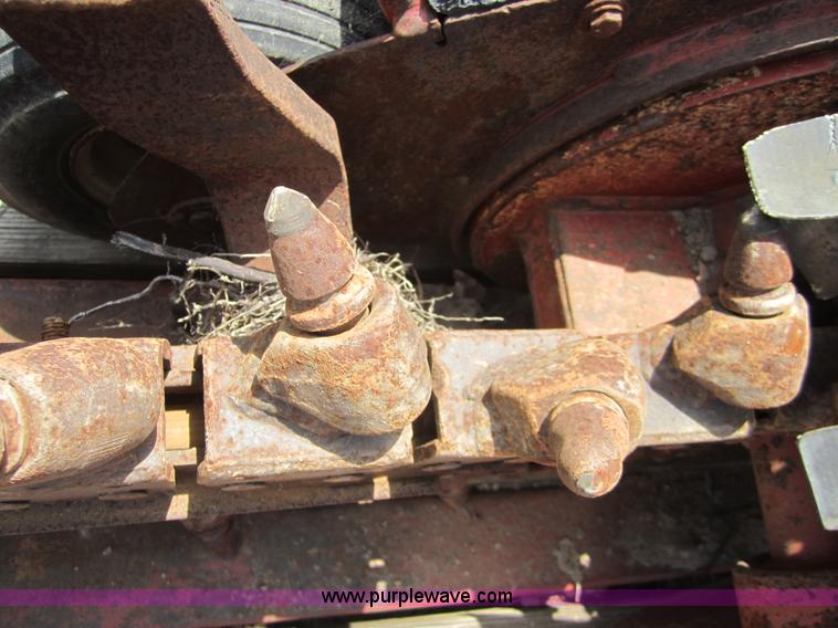 image for item D2500 2001 Ditch Witch 1230H walk-behind trencher