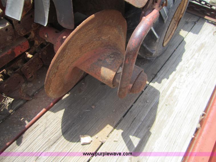 image for item D2500 2001 Ditch Witch 1230H walk-behind trencher