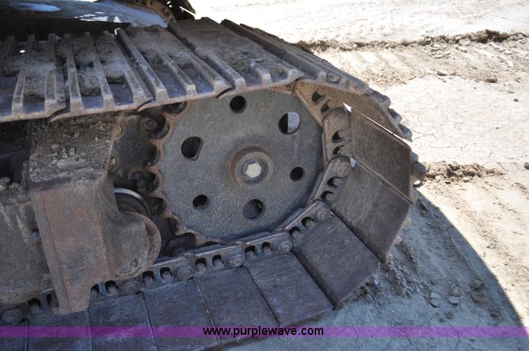 image for item F2486 1977 Caterpillar 225 excavator