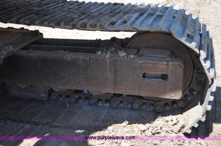 image for item F2486 1977 Caterpillar 225 excavator