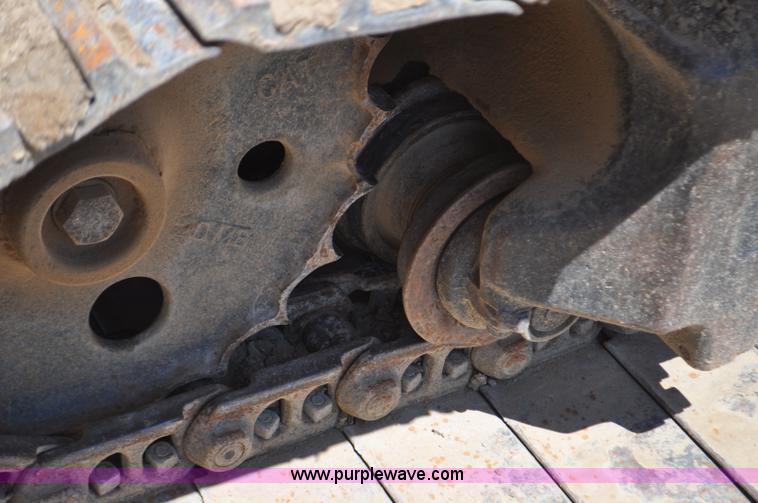 image for item F2486 1977 Caterpillar 225 excavator