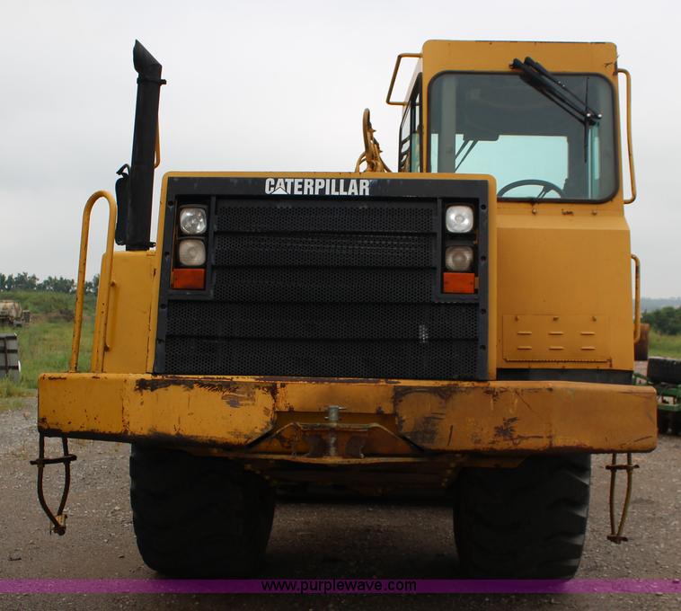 image for item F7962 2000 Caterpillar 615C Series II elevating scraper