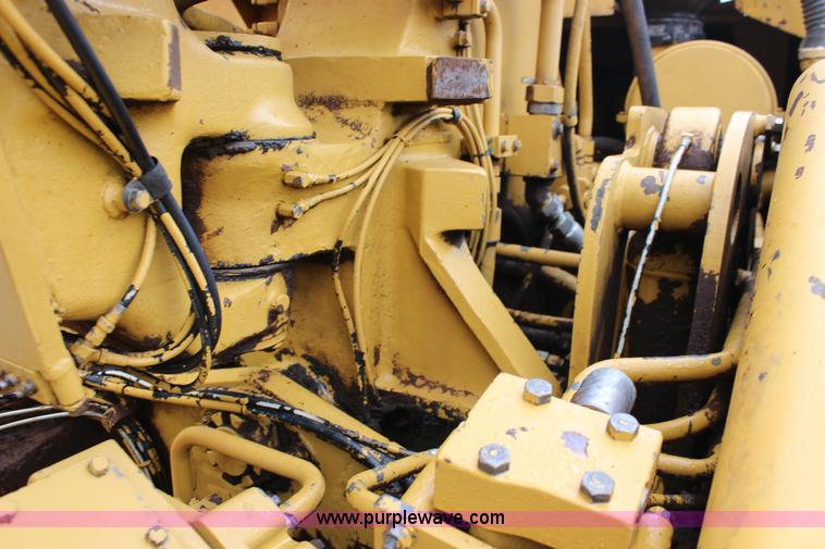 image for item F7962 2000 Caterpillar 615C Series II elevating scraper