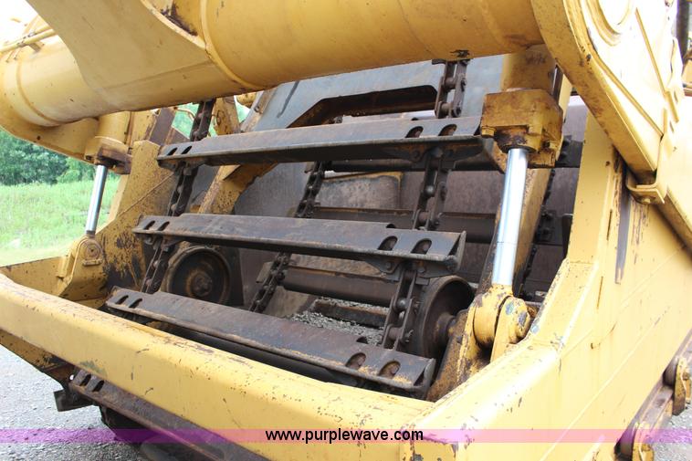 image for item F7962 2000 Caterpillar 615C Series II elevating scraper
