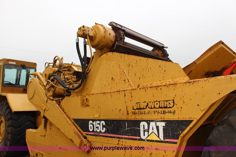 image for item F7962 2000 Caterpillar 615C Series II elevating scraper