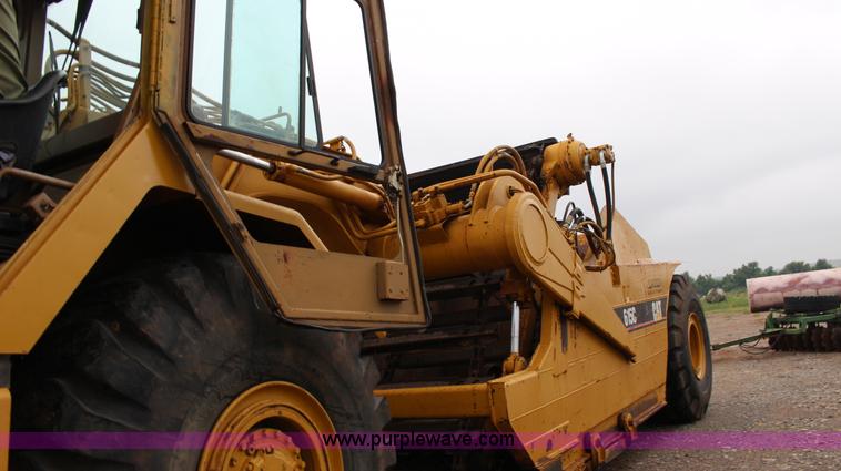 image for item F7962 2000 Caterpillar 615C Series II elevating scraper